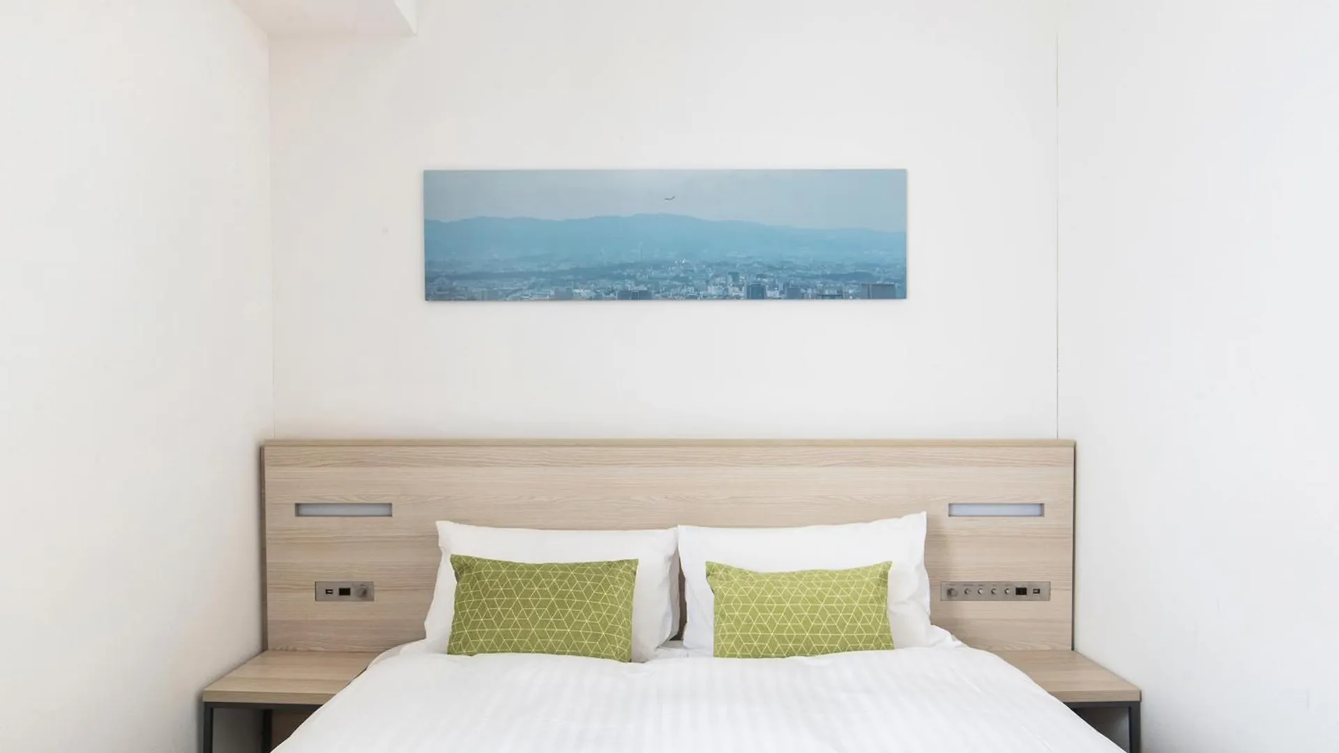 Vessel Inn Shinsaibashi Osaka 4*,