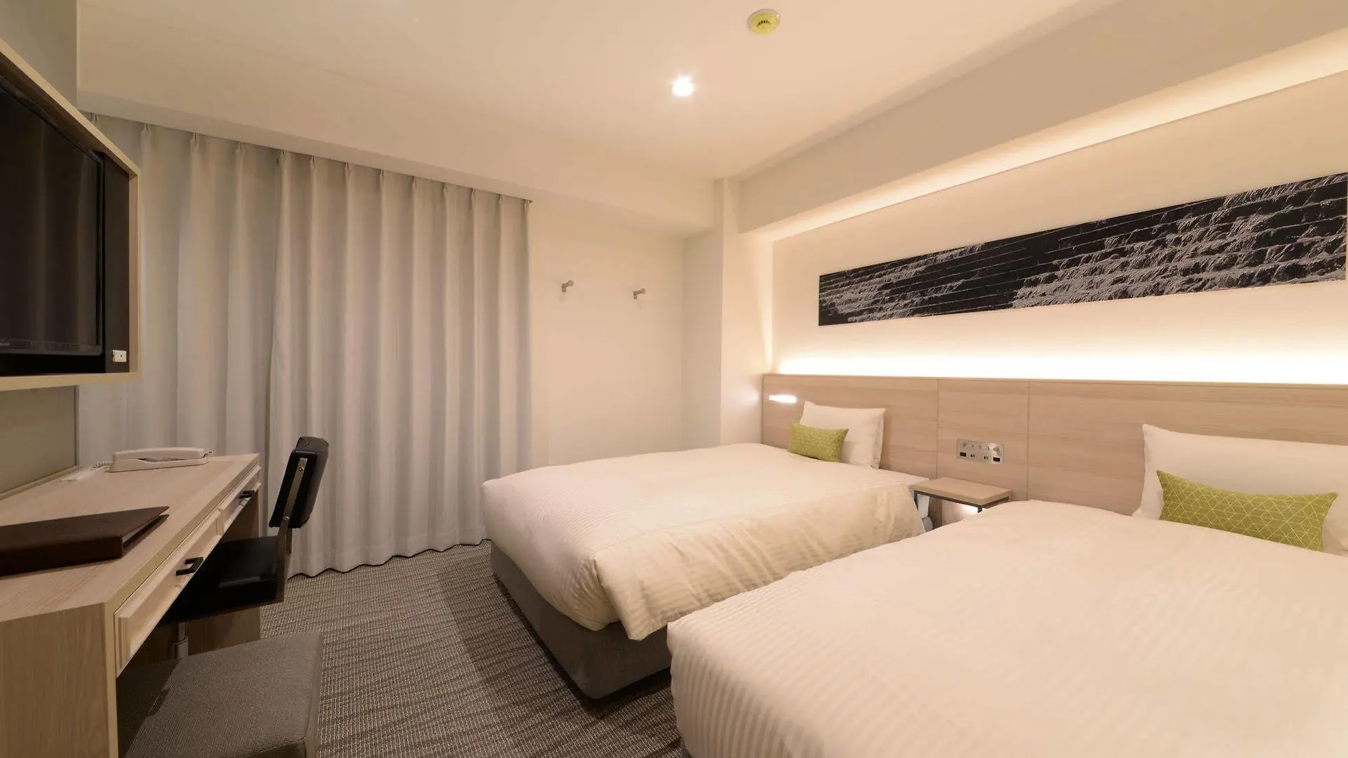 Vessel Inn Shinsaibashi Osaka Hotel